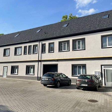 Apartments Gato Karlovy Vary Stara Role Exterior photo
